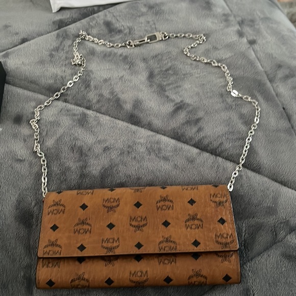 MCM wallet 100% Authentic - Picture 14 of 16